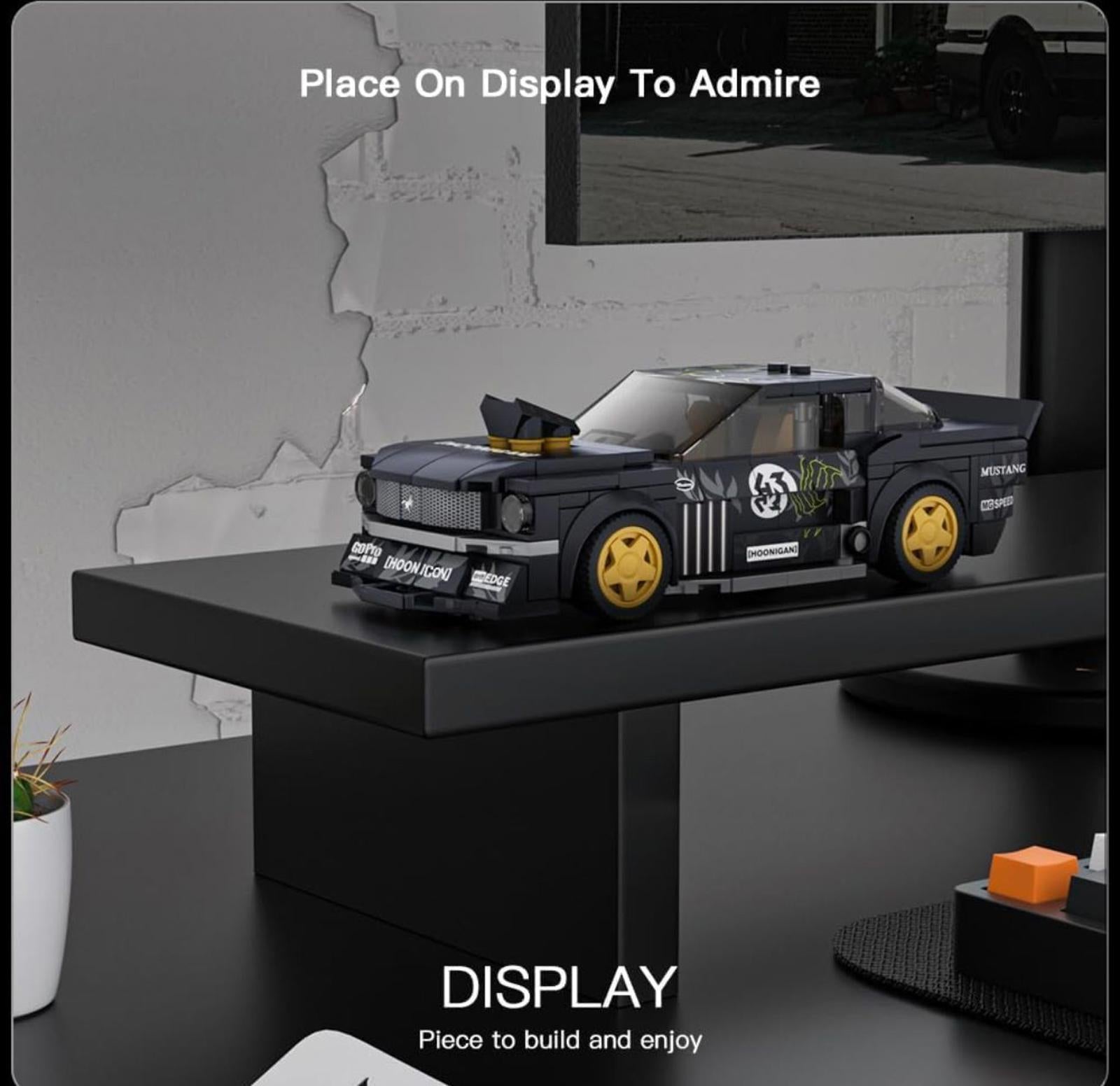 (NEW MSRP $29.99) Mould King 27024 Speed Champion Car Kit + Display Case 🏁🚗🧱