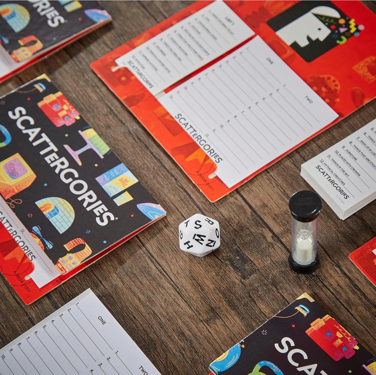 (MSRP $24.99) Hasbro Gaming Scattergories Classic Game – Party Play for 2+