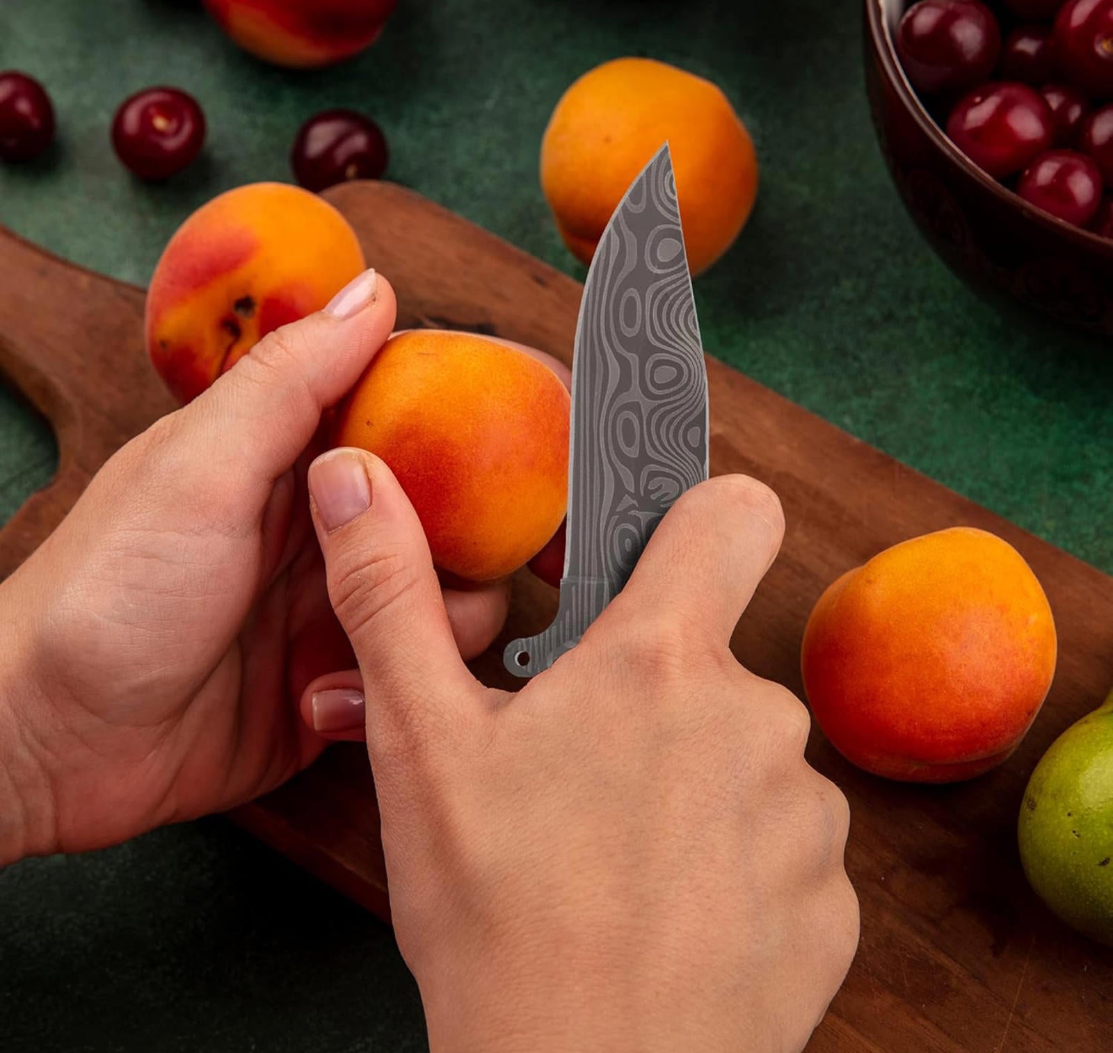 (MSRP $24.99)  Wooden‑Handle Folding Pocket Knife – Compact EDC Blade 🔪🌳
